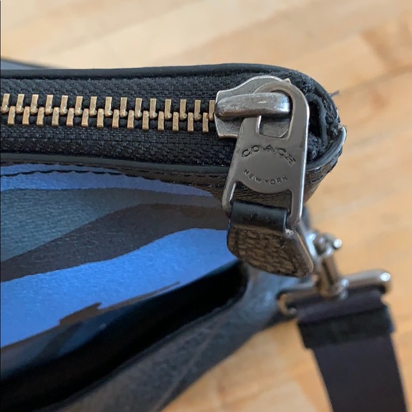 Coach Messenger Bag - Picture 6 of 6